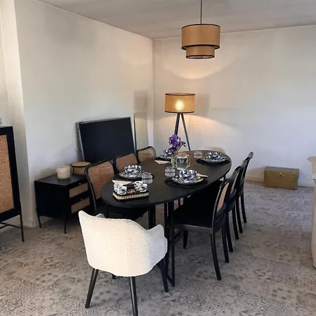 לינה וארוחת בוקר Origines - Demeure Du Mas De Bessac 3*