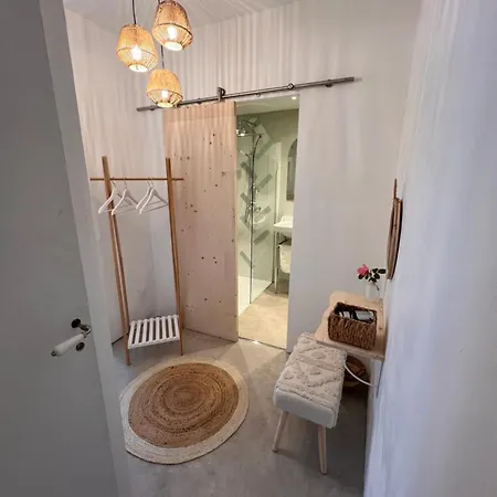 Origines - Demeure Du Mas De Bessac לינה וארוחת בוקר