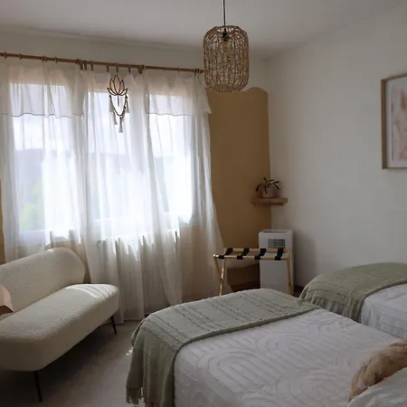 Origines Be Holistic فندق مبيت وإفطار Brengues