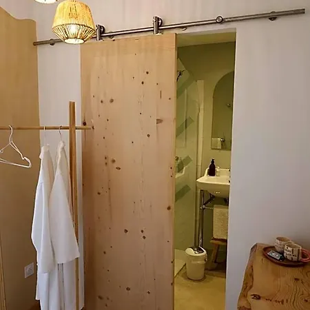 Origines Be Holistic فندق مبيت وإفطار 3*